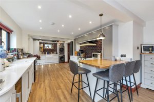 Cambridge, Cambridgeshire, CB22 5EA picture 6