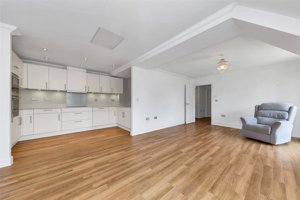 Cambridge, Cambridgeshire, CB22 5FF picture 3