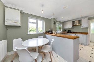 Cambridge, Cambridgeshire, CB22 5DT picture 5