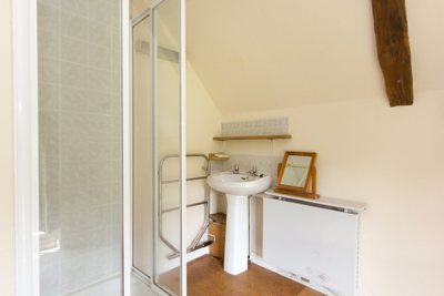 Shower Room.jpg