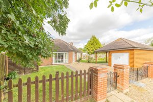 Cambridge, CB23 7EF picture 1