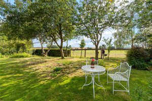 Cambridgeshire, CB23 1HR picture 3