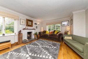 Cambridgeshire, CB23 1HR picture 5