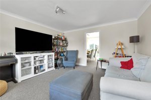 Cambridge, Cambridgeshire, CB24 6ED picture 2