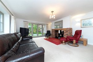 Cambridge, Cambridgeshire, CB24 5NX picture 2