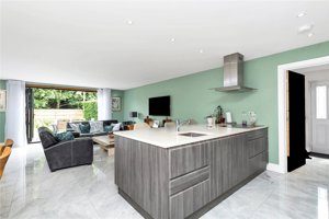 Cambridge, CB24 9NZ picture 2