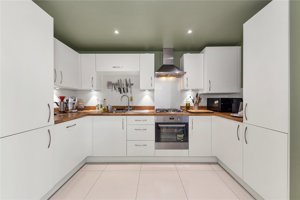 Cambridge, Cambridgeshire, CB24 1AX picture 2