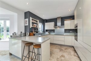 Cambridge, Cambridgeshire, CB25 9AX picture 5