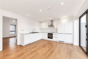 Cambridge, Cambridgeshire, CB25 9LY picture 2