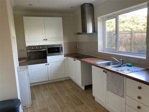 Cambridge, CB25 9PH picture 3