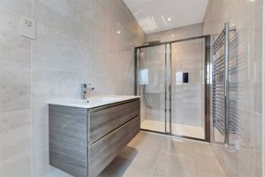 Cambridge, CB25 9FD picture 6