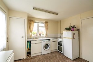 Cambridge, CB25 9ET picture 5