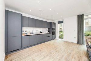 Cambridgeshire, CB3 1BU picture 2