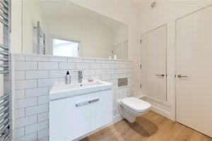 Cambridgeshire, CB3 9LB picture 5