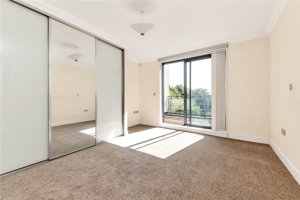 Cambridge, CB3 0EL picture 6