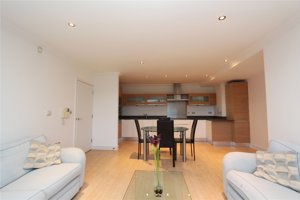 Cambridge, CB3 0EL picture 5