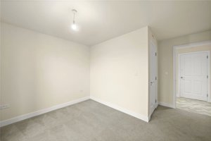 Cambridgeshire, CB3 0UN picture 6