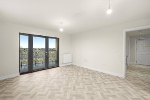 Cambridgeshire, CB3 0UN picture 3