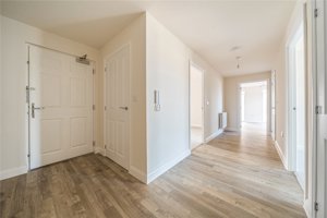 Cambridgeshire, CB3 0UN picture 6