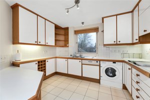 Cambridgeshire, CB3 9AP picture 5