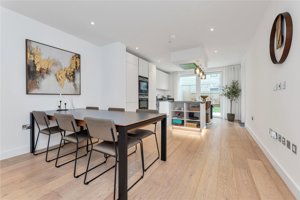 Cambridgeshire, CB3 1AW picture 4