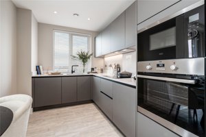 Cambridge, CB3 1SE picture 5