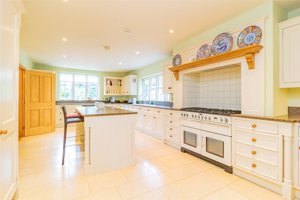 Cambridgeshire, CB3 9HW picture 2