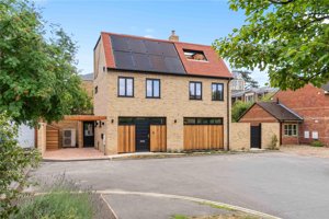 Cambridgeshire, CB3 9LY picture 1