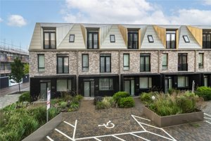 Cambridgeshire, CB3 1BE picture 1