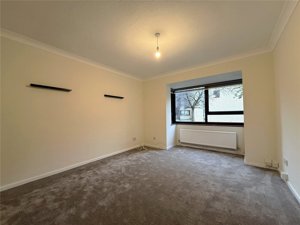 Cambridgeshire, CB3 0JE picture 2