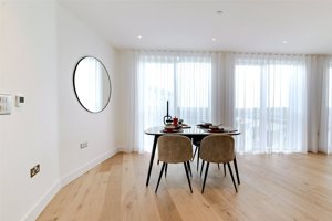 Cambridge, CB3 1BG picture 6