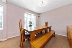 Cambridge, CB3 0NL picture 3