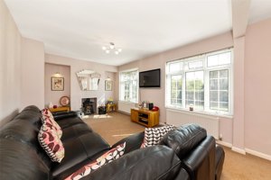 Cambridge, CB3 0NL picture 2