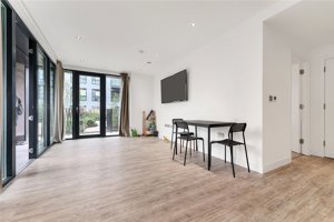 Cambridgeshire, CB3 1BR picture 3