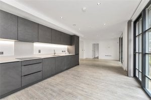 Cambridgeshire, CB3 1BS picture 3