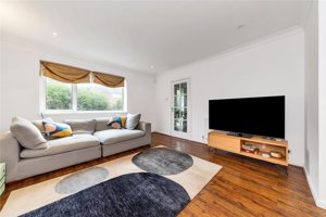 Cambridgeshire, CB4 1TZ picture 2