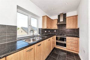 Cambridgeshire, CB4 2GP picture 4