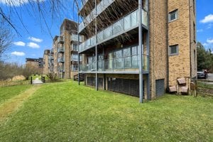 Cambridgeshire, CB4 1GF picture 1