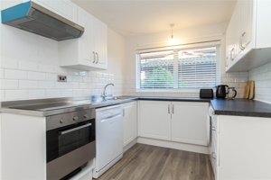 Cambridgeshire, CB4 1RT picture 2