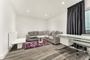 Cambridge, Cambridgeshire, CB5 8AX picture 5