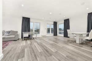 Cambridge, Cambridgeshire, CB5 8AX picture 4