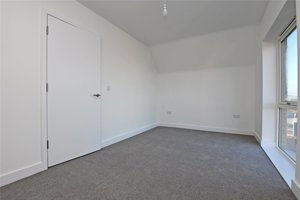 Cambridgeshire, CB5 8EZ picture 6