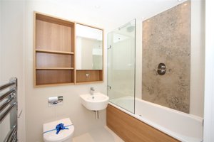 Cambridge, CB5 8TJ picture 5