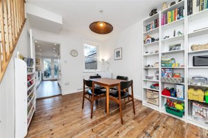 Cambridgeshire, CB5 8QE picture 4