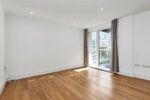 Cambridgeshire, CB5 8TH picture 5