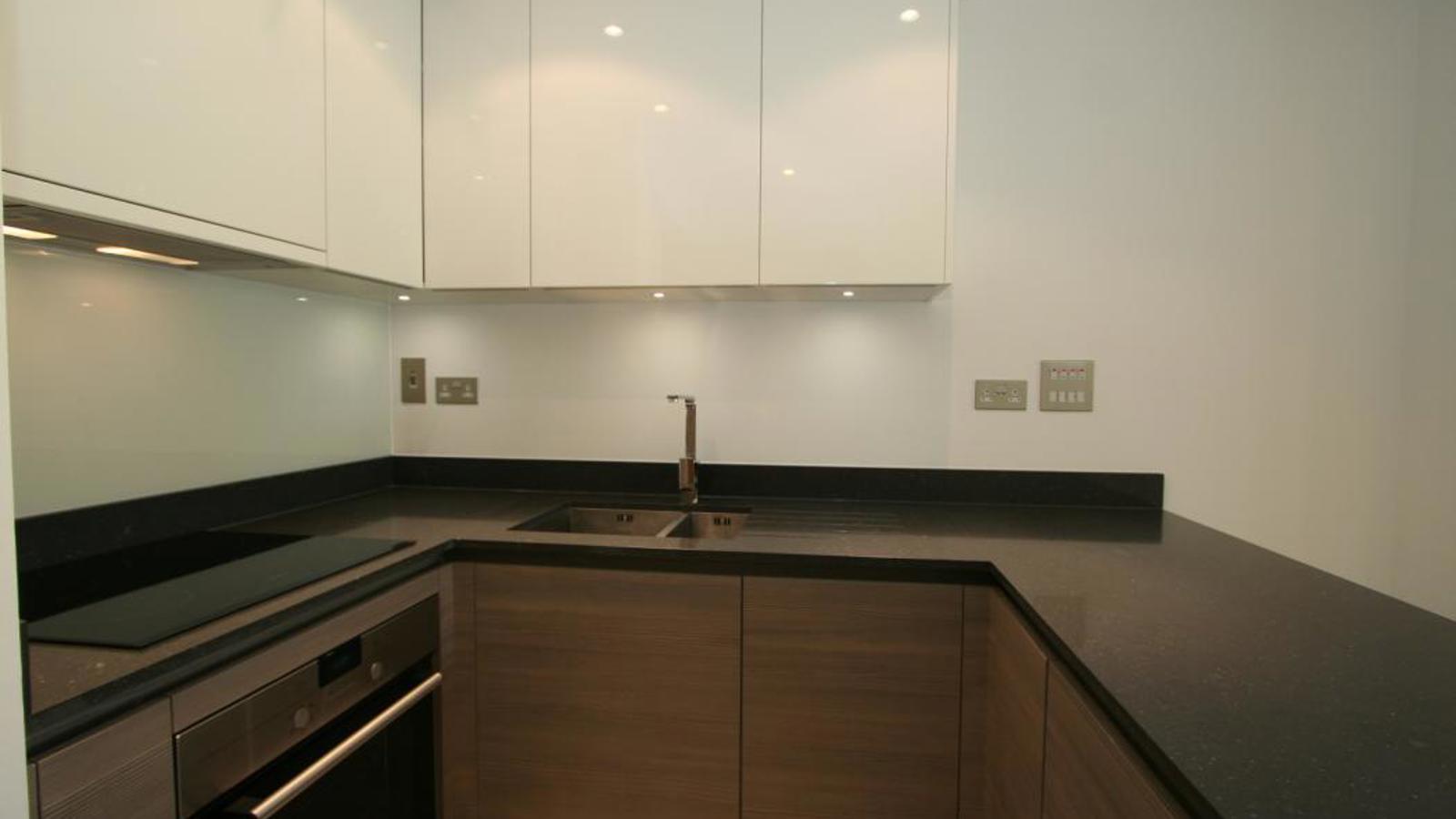 Kitchen1.jpg