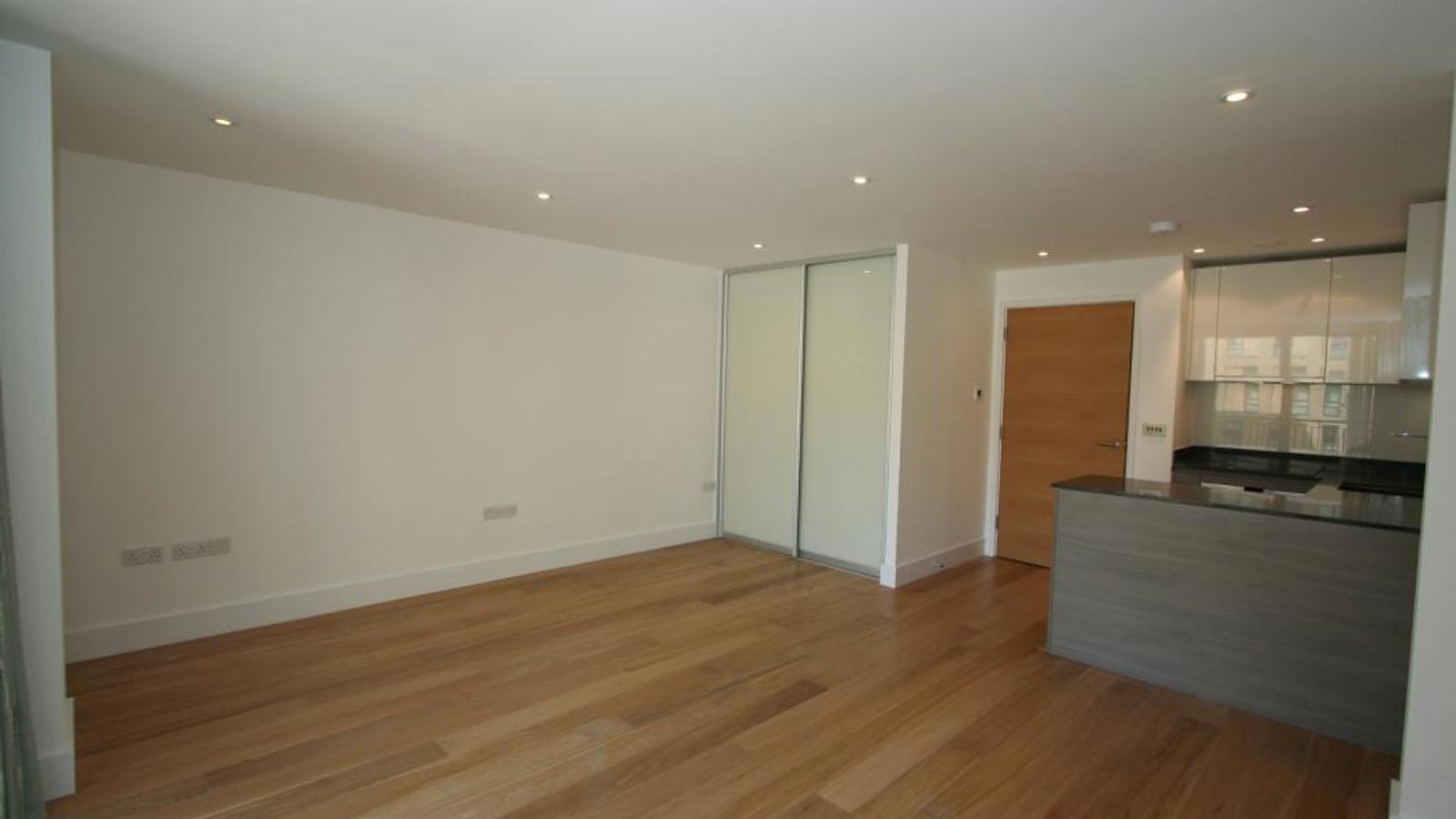 Living Room1.jpg