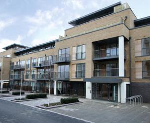 Newton Court, Kingsley Walk picture 1