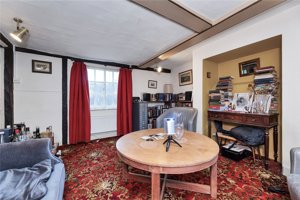 Cambridgeshire, CB5 8AF picture 5