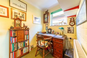 Ely, CB6 3UE picture 6